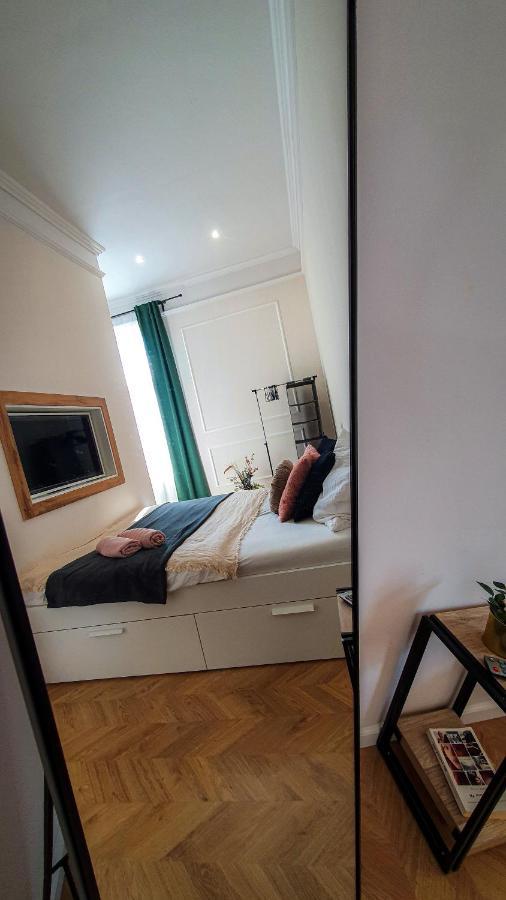 Smaragd Apartman Gyor Luaran gambar
